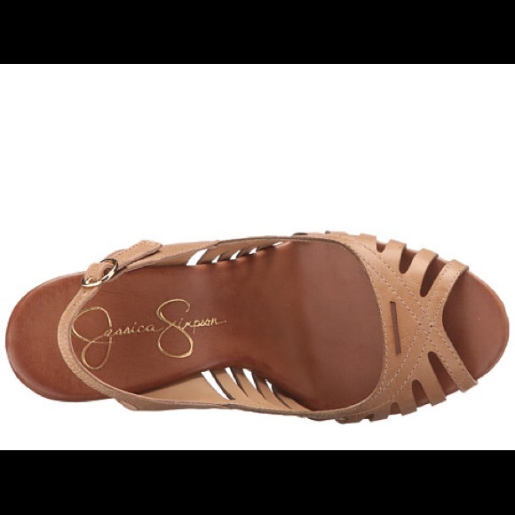 Jessica Simpson Finch Heel - Picture 3 of 8